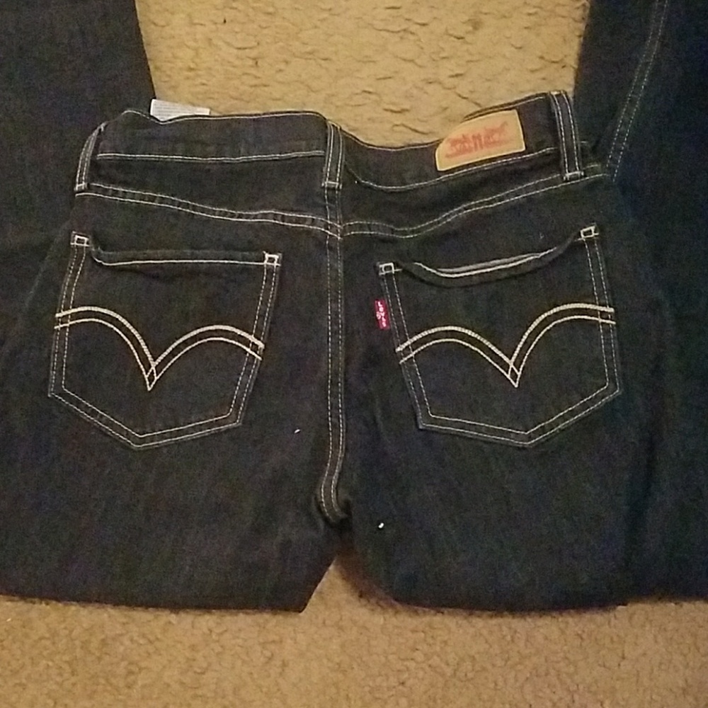 524 Straight leg Levis